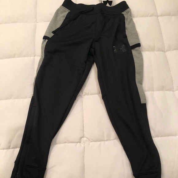 Under Armour Other - BOYS Under Armour Cold Gear Joggers NWT